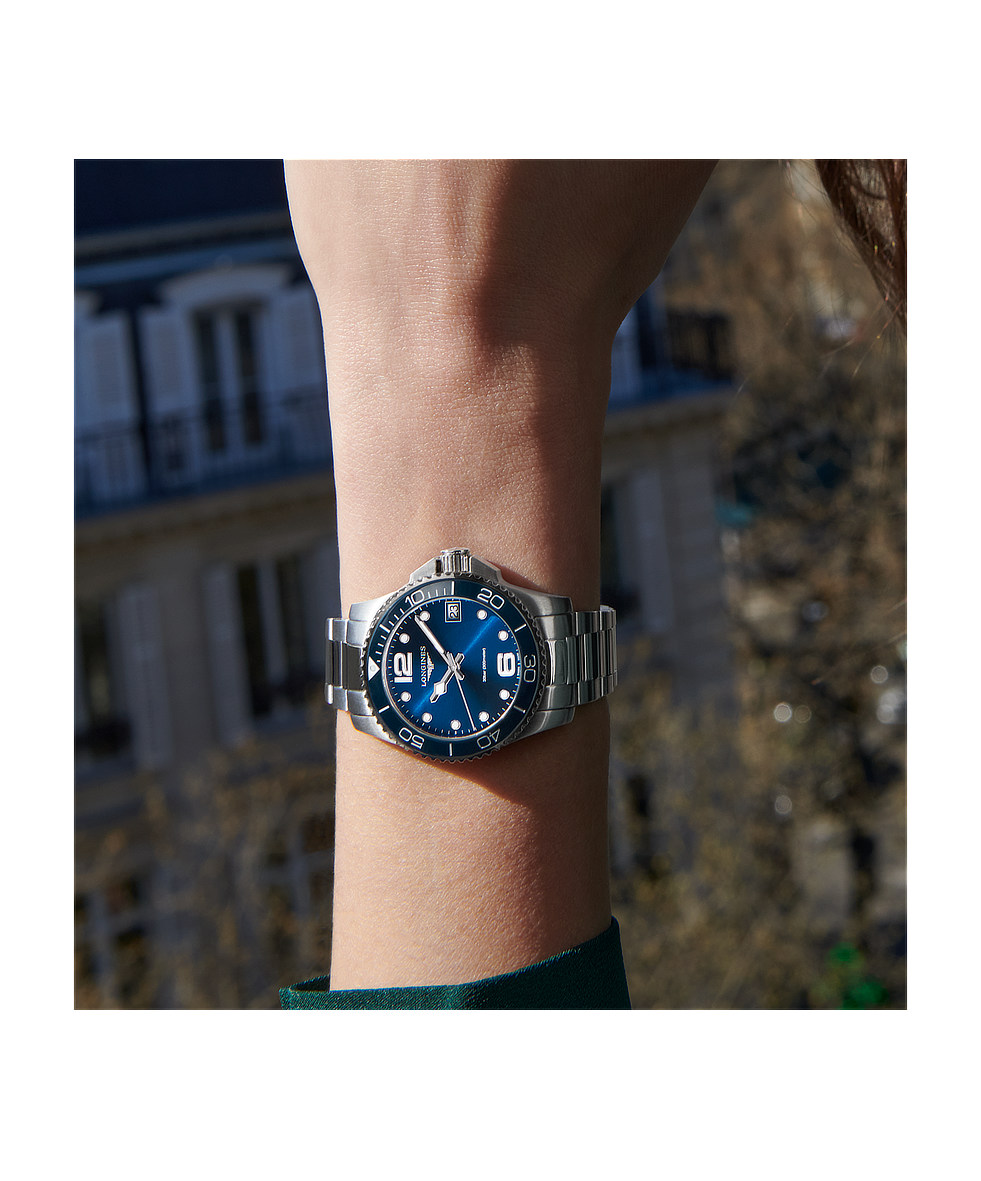 Longines Hydroconquest 32mm Blu Lunetta Ceramica Acciaio Quarzo L3.370.4.96.6 | 32 mm 37633 - Longines Hydroconquest 32mm Blu Lunetta Ceramica Acciaio Quarzo