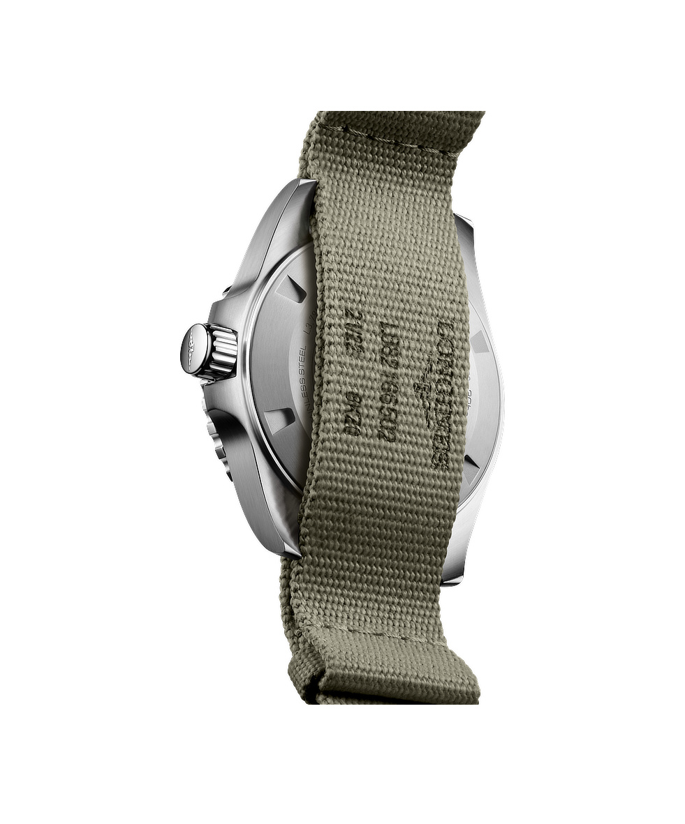 Longines Hydroconquest GMT 41mm Verde Lunetta Ceramica NATO Automatico L3.790.4.06.2 | 41 mm 37606 - Longines Hydroconquest GMT 41mm Verde Lunetta Ceramica NATO Automatico