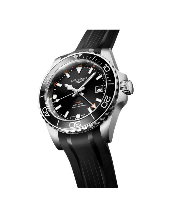 Vista angolata Orologio Longines Hydroconquest GMT Nero 41mm Gomma Lunetta Ceramica L3-790-4-56-9