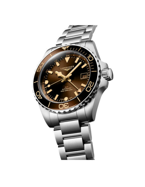Vista angolata Orologio Longines Hydroconquest GMT Marrone 41mm Acciaio L3-790-4-66-6